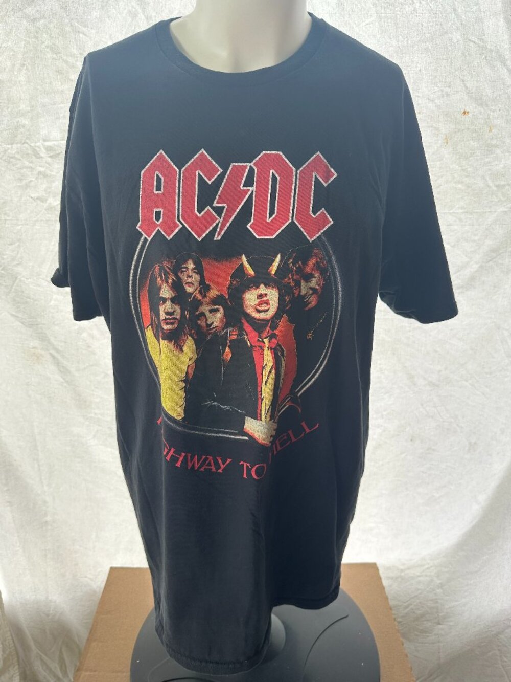 AC DC Highway to Hell Men's Black T Shirt Size 2XL Angus Young Cotton